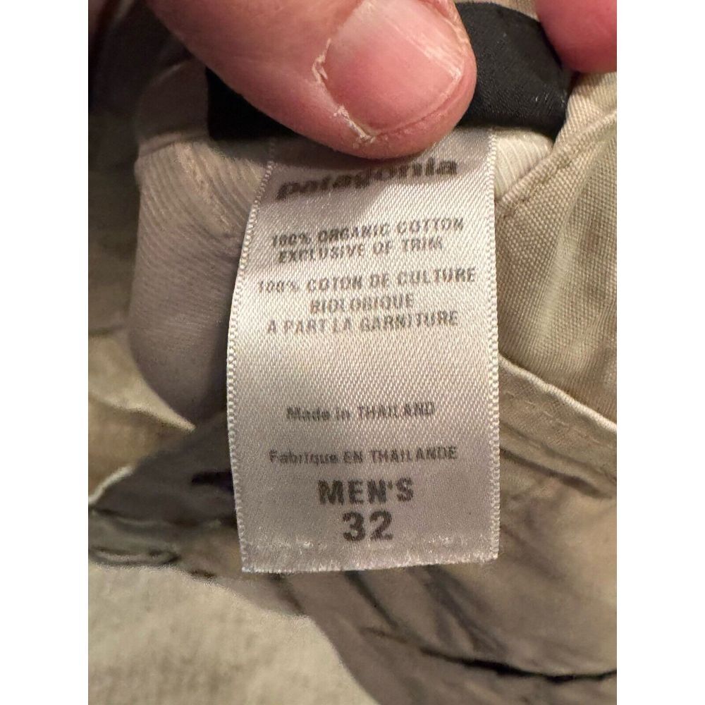 Patagonia Men's 32 Shorts In Beige (U) - Picture 2 of 5
